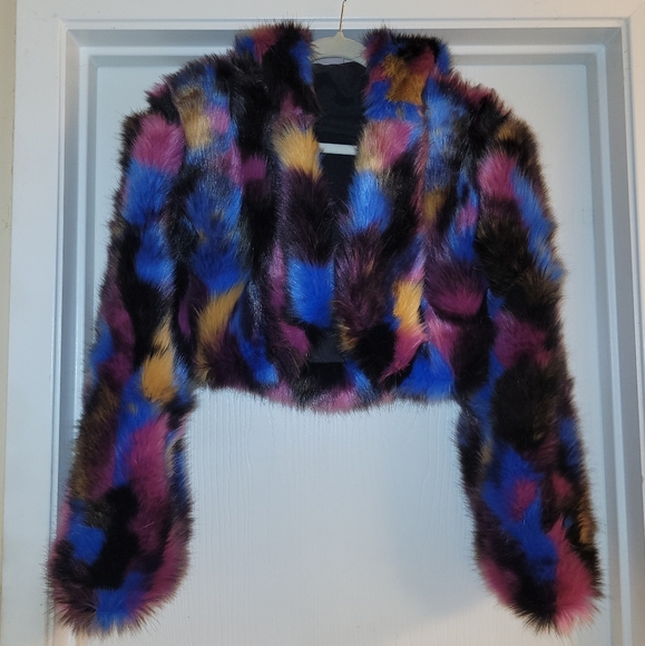 Velu Jackets & Blazers - Velu Cropped Hooded Faux Fur Jacket